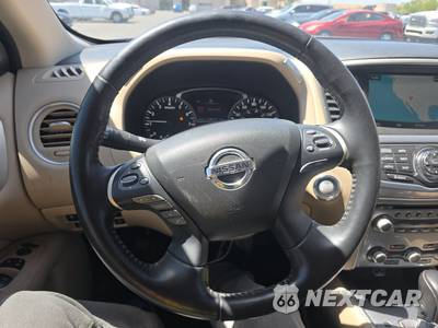 2020 Nissan Pathfinder SL - zdjęcie 10 z 23 - miniatura