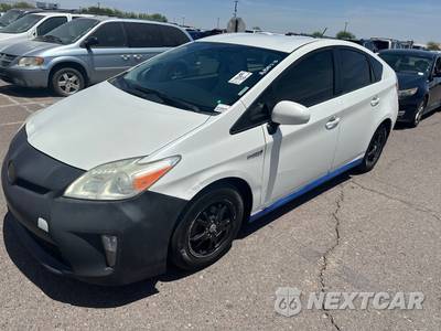 2015 Toyota Prius Three - zdjęcie 1 z 9 - miniatura
