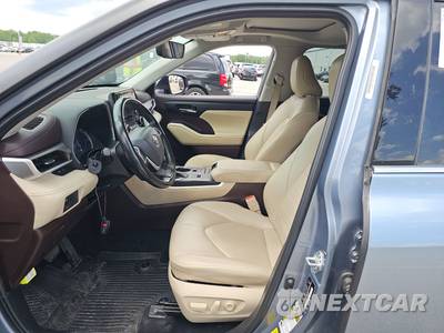 2022 Toyota Highlander Hybrid XLE - zdjęcie 7 z 17 - miniatura