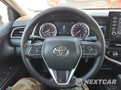 2023 Toyota Camry LE - zdjęcie 10 z 41 - miniatura