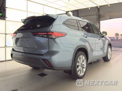 2020 Toyota Highlander Limited - zdjęcie 4 z 35 - miniatura
