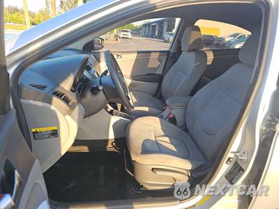 2012 Hyundai Accent GLS Sedan - zdjęcie 7 z 35 - miniatura