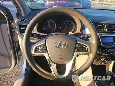 2012 Hyundai Accent GLS Sedan - zdjęcie 10 z 35 - miniatura
