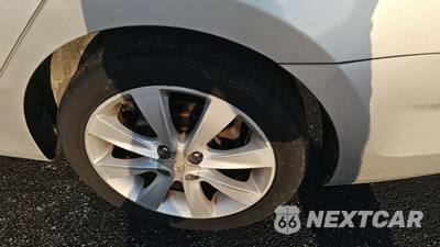 2012 Hyundai Accent GLS Sedan - zdjęcie 22 z 35 - miniatura