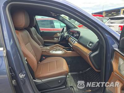 2025 Mercedes-Benz GLS 450 4MATIC - zdjęcie 8 z 21 - miniatura