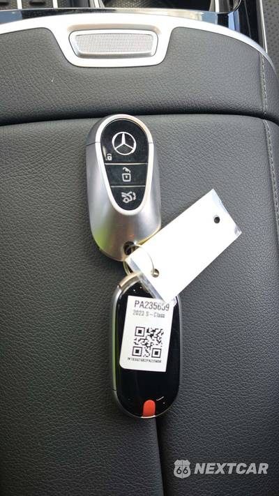 2023 Mercedes-Benz S 580 4MATIC - zdjęcie 25 z 28 - miniatura
