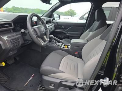 2024 Toyota Tacoma TRD Off-Road Crew Cab Medium Bed - zdjęcie 7 z 23 - miniatura