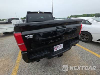 2024 Toyota Tacoma TRD Off-Road Crew Cab Medium Bed - zdjęcie 5 z 21 - miniatura