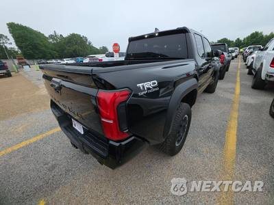 2024 Toyota Tacoma TRD Off-Road Crew Cab Medium Bed - zdjęcie 4 z 21 - miniatura