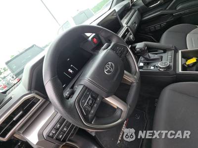 2024 Toyota Tacoma TRD Off-Road Crew Cab Medium Bed - zdjęcie 10 z 21 - miniatura