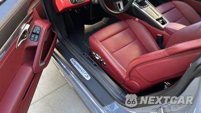 2024 Porsche 718 Cayman GTS 4.0 - zdjęcie 44 z 50 - miniatura