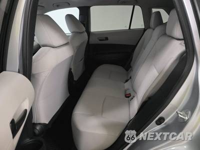 2024 Toyota Corolla Cross L - zdjęcie 13 z 18 - miniatura