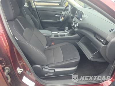 2025 Nissan Sentra SV - zdjęcie 8 z 22 - miniatura