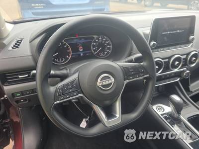 2025 Nissan Sentra SV - zdjęcie 10 z 22 - miniatura