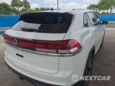 2025 Volkswagen Atlas Cross Sport 2.0T SE w/Technology - zdjęcie 4 z 19 - miniatura