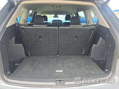 2025 Volkswagen Atlas 2.0T SE w/Technology - zdjęcie 17 z 26 - miniatura