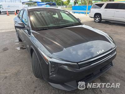 2025 Kia K4 LXS - zdjęcie 3 z 27 - miniatura