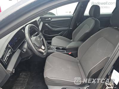 2025 Volkswagen Jetta Sport - zdjęcie 7 z 21 - miniatura