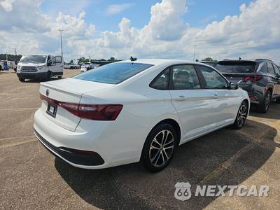 2025 Volkswagen Jetta Sport - zdjęcie 4 z 21 - miniatura