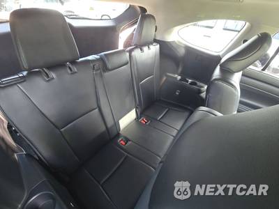 2021 Toyota Highlander XLE - zdjęcie 14 z 23 - miniatura