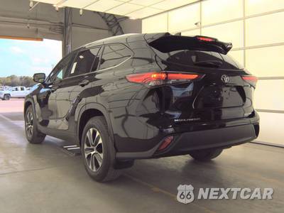 2021 Toyota Highlander XLE - zdjęcie 6 z 23 - miniatura
