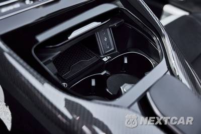 2024 Mercedes-Benz AMG SL 63 - zdjęcie 65 z 75 - miniatura