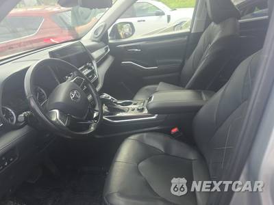 2021 Toyota Highlander Platinum - zdjęcie 13 z 21 - miniatura