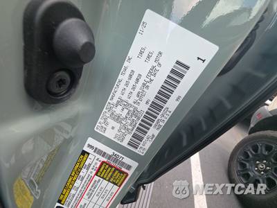 2026 Toyota Sequoia Platinum - zdjęcie 15 z 20 - miniatura