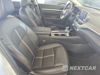 2024 Nissan Altima SR - zdjęcie 8 z 46 - miniatura