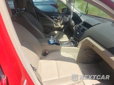 2011 Mercedes-Benz C 300 - zdjęcie 8 z 38 - miniatura