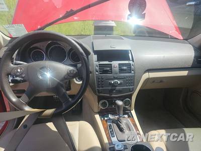 2011 Mercedes-Benz C 300 - zdjęcie 11 z 38 - miniatura