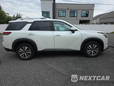 2023 Nissan Pathfinder SL - zdjęcie 4 z 34 - miniatura