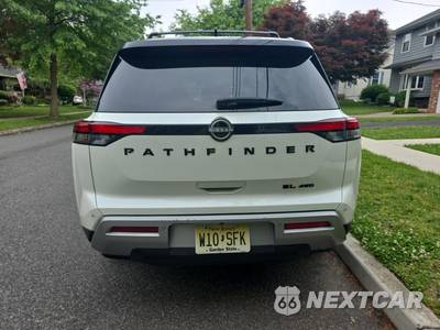 2023 Nissan Pathfinder SL - zdjęcie 6 z 25 - miniatura