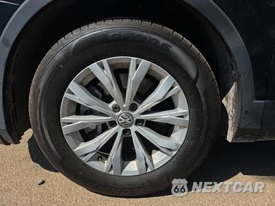 2019 Volkswagen Tiguan S - zdjęcie 8 z 26 - miniatura
