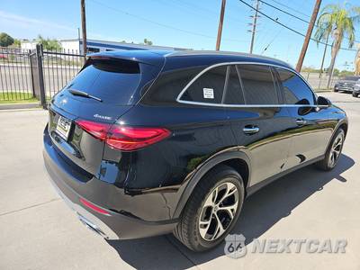 2026 Mercedes-Benz GLC 350e - zdjęcie 4 z 24 - miniatura