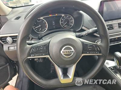 2021 Nissan Altima SV - zdjęcie 10 z 19 - miniatura