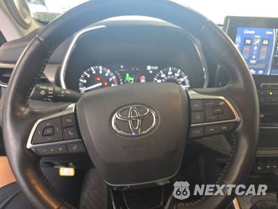 2021 Toyota Highlander Limited - zdjęcie 10 z 27 - miniatura