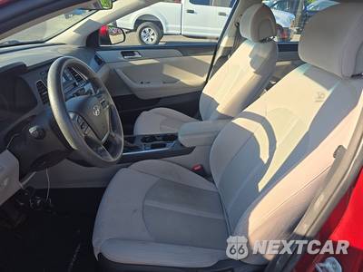 2015 Hyundai Sonata SE - zdjęcie 7 z 18 - miniatura