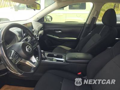 2022 Nissan Sentra SV - zdjęcie 7 z 17 - miniatura