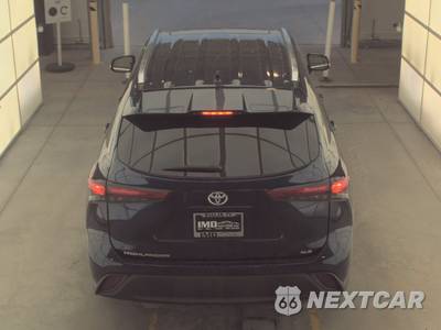 2021 Toyota Highlander XLE - zdjęcie 5 z 19 - miniatura