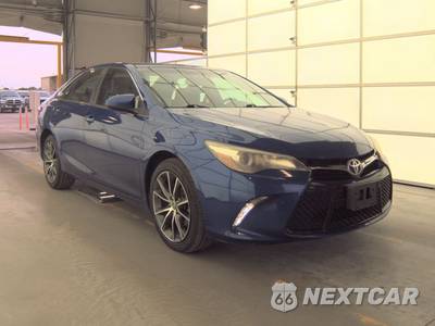 2015 Toyota Camry XSE - zdjęcie 3 z 17 - miniatura
