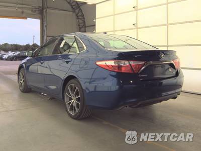 2015 Toyota Camry XSE - zdjęcie 6 z 17 - miniatura