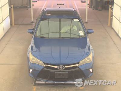 2015 Toyota Camry XSE - zdjęcie 2 z 17 - miniatura
