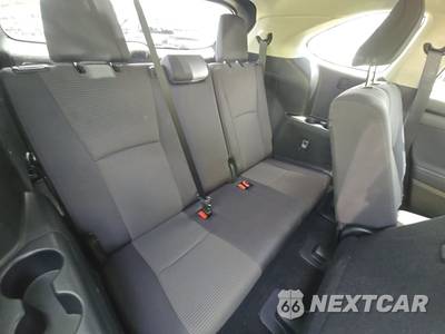 2024 Toyota Highlander LE - zdjęcie 14 z 20 - miniatura