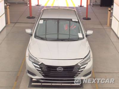 2025 Nissan Versa SV - zdjęcie 2 z 19 - miniatura