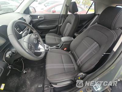 2026 Hyundai Venue SEL - zdjęcie 7 z 18 - miniatura