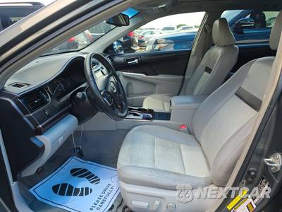 2013 Toyota Camry XLE - zdjęcie 7 z 18 - miniatura