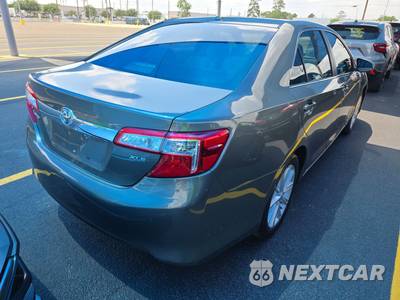 2013 Toyota Camry XLE - zdjęcie 4 z 18 - miniatura