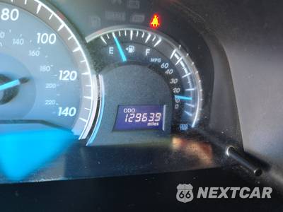 2013 Toyota Camry XLE - zdjęcie 12 z 18 - miniatura