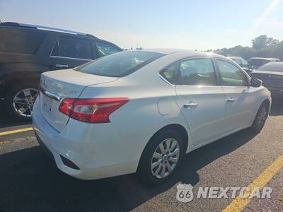 2016 Nissan Sentra SV - zdjęcie 4 z 38 - miniatura